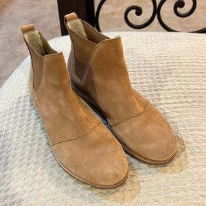 Women’s Sorel boots!